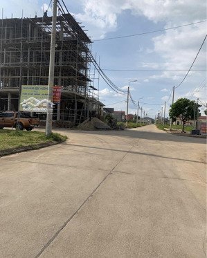 cực hiếm chỉ 3.4tỷ sở hữu lô đất áp góc, sát cổng kcn sam sung - yên bình, ngay khách sạn 5 tầng