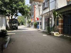 nhìn sổ đã thấy mê rồi ạ. lô góc 2 mặt thoáng tại sài sơn, quốc