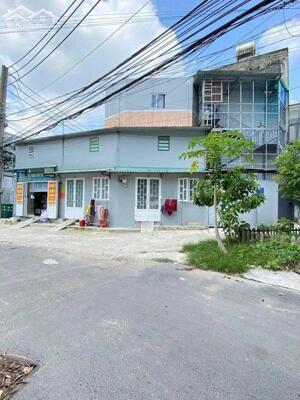 Bán 4kiot và 3P mặt tiền thu nhập 20tr/th Tăng Nhơn Phú B, DT 147m² giá 8.5 tỷ.