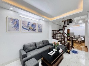 bán nhà khương trung - thanh xuân nhỉnh 8 tỷ 40m2x4 tầng, full nội thất ở ngay, ngõ thoáng gần ô tô
