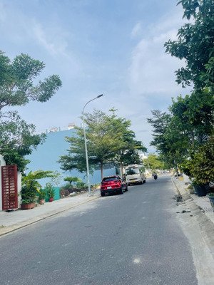 ra nhanh lô đất đường số 94 mỹ gia gói 5, hướng tây, giá chỉ 3 tỷ 8(bao ép cọc)