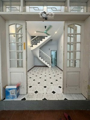 nhà riêng ngõ phố bùi ngọc dương thanh nhàn dt 45m2x3t giá 10tr