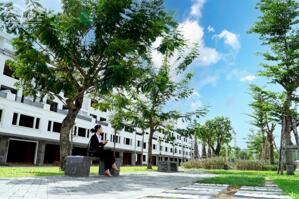 GIÁ RẺ NHẤT THỊ TRƯỜNG - Bán lô đôi ngang 7,5m, đường 17,5m, sổ sẵn, giá đầu tư.