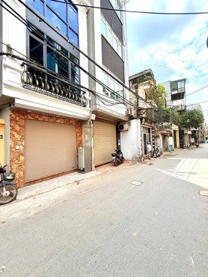 bán nhà mặt phố bùi xương trạch - 6 tầng thang máy - lô góc - giá chỉ 12.3 tỷ