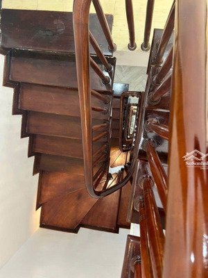 bán nhà phố quan nhân, dt 53m2, gần hồ cách ô tô đỗ 20m,giá 12,3 tỷ