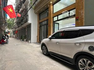 cực hiếm! bán nhà gần mặt phố nguyễn trãi. gara ô tô- 5 tầng- 48m-mt 4,2m. giá 12.5 tỷ