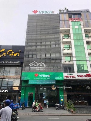 duy nhất ! bán tòa nhà ngân hàng mt nguyễn gia trí_bt ( 8 x 20m ) hầm 8 tầng_hđt 300tr_gía 95 tỷ