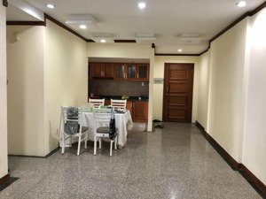 cho thuê căn hộ hoàng anh gold house, 120m2, 3 phòng ngủ, nội thất đính tường, giá 11 triệu/tháng