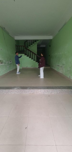 cho thuê nhà trần kim xuyến, khu đô thị yên hòa, dt 85 m2/tầng, 6pn, giá thuê 30 tr/tháng