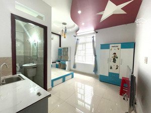 đúng hình đúng giá full nội thất cửa sổ lớn thoáng
