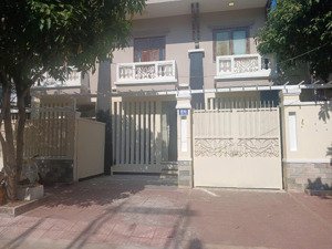 mặt bằng cho thuê địa chỉ r6 thái văn lung vũng tàu