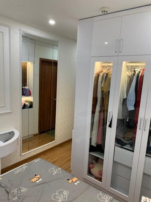 bán căn hộ cityland 2pn view hồ bơi block mới giá 5,2 tỷ