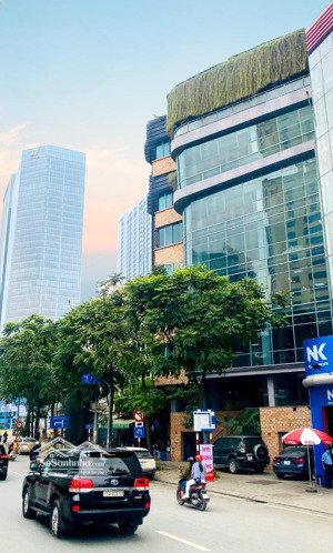 bán nhà quốc hương, thảo điền, quận 2 (9x20,5m) giấy phép hầm 5 tầng, khai thác 180tr, bán 28 tỷ