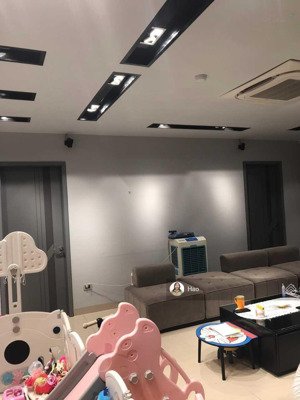 văn phòng tòa lake view building d10 giảng võ, ba đình 32m2 giá 12tr (vat, phí miễn phí gửi xe máy