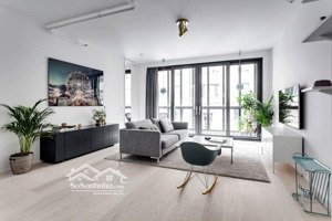 chính chủ tôi bán căn hộ tầng 5 tòa mễ trì hạ. dt 98m2, 3pn, 2vs full đồ đã sửa đẹp. lh 