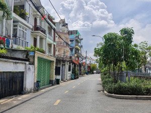 bán nhà sổ riêng thạnh lộc 37 ngay trường trần hưng đạo quận 12