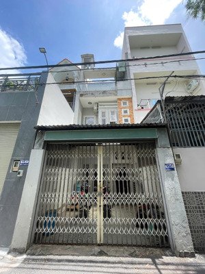  cc cho thuê nhà nguyên căn hẻm 65 đường 2,1t2l full nt, o ngay, giá 10tr