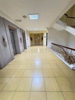 bán căn hộ 3pn, 2wc, 120m2 tại hoàng đạo thúy, trung hòa, cầu giấy, hà nội, giá 9 tỷ