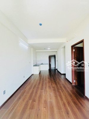 mình cần bán chung cư 64m2, 2 phòng ngủ, 2wc, khu đô thi waterpoint ehome southgate