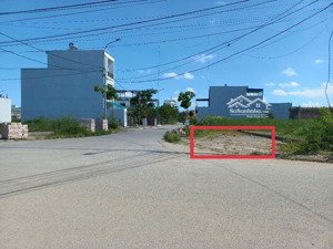 bán lô góc 92m2 trục chính cửa trại, thủy nguyên. kinh doanh buôn bán tốt