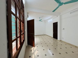 cho thuê nhà riêng tại nguyễn bá khoản, 35 triệu, 85m2x3 tầng, có thể thuê riêng từng tầng