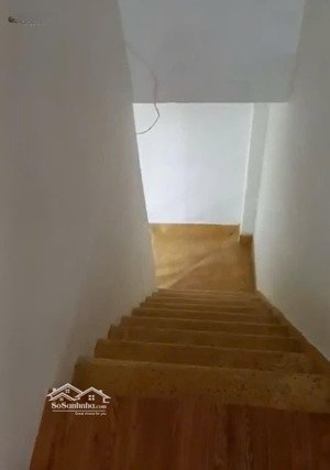 cho thuê nhà làm văn phòng. kinh doanh. để ở