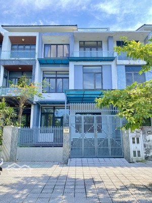 nhà đẹp 3.5 tầng hoàn thiện an cựu city mặt tiền đường 26m sát aeon mall đường số 10 an cựu city