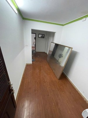 chính chủ bán nhà tập thể tầng 2 nguyễn trãi - nguyễn xiển 50m, 2.2 tỷ có thương lượng