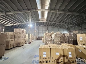 2000m kho xưởng tam hiệp thanh trì cần cho thuê, container ra vào thuận tiện, xuất vat, giá 110k/m