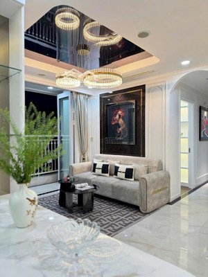 cần bán căn hộ 3pn landmark mới đẹp, view sông mát, sổ hồng riêng, sẵn sàng vào ở
