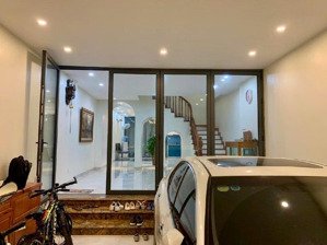 phân lô văn quán - 2 thoáng - 3 ôtô tránh gần hồ-dt 68m - 5t - mt~ 5m - giá 17.8 tỷ. lh 