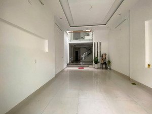 chính chủ bán nhanh nhà an thượng 27, 2.5 tầng đang cho thuê 22 tr/tháng, giá ngang giá đất