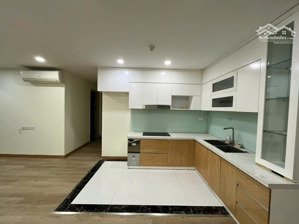 chính chủ cho thuê the garden hill - 99 trần bình 2pn 2wc basic. gía 12 triệu/tháng. lh 