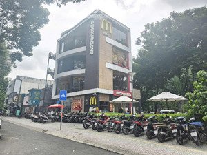 vòng xoay 6 mặt tiền siêu đẹp đường 2 phạm ngũ lão p. bến thành quận 1