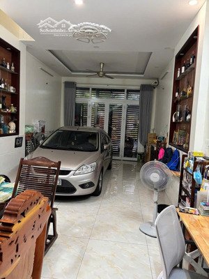 bán nhà ( 125m2)mặt tiền đẹp đường nguyễn hiến lê,p13,q tân bình,giá tốt 21 tỷ tl:0937333304