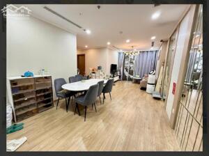 CC cần bán căn hộ 3PN.2VS full nt xịn sò Vinhomes Gardenia ~116m2 giá hơn 9,1 tỷ có đàm phán. LH xem mua nhà 0344529391