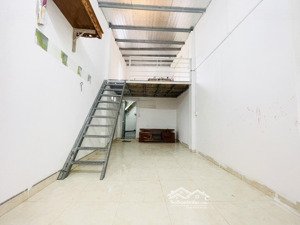 bán nhà xã vạn phúc ô tô đỗ cửa sổ vuông đẹp. diện tích 30m2, 1.5 tầng, mặt tiền 3.1m 3.1 tỷ