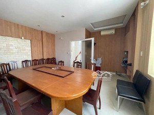 [ nhà 5 tầng mặt tiền huỳnh thúc kháng _ ngang 9m ] * cách biển trần phú : 700m giá : 17,2 tỷ