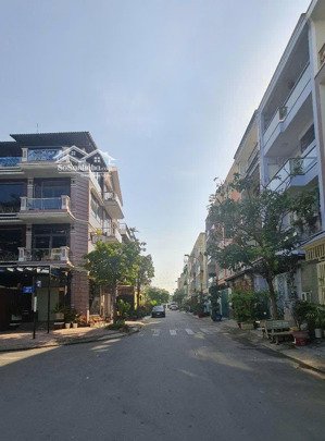 đất khu phân lô biệt thự hai thành - 10 x 12m - tên lửa - 7.3 tỷ tl đường 10 có lề, tân tạo a