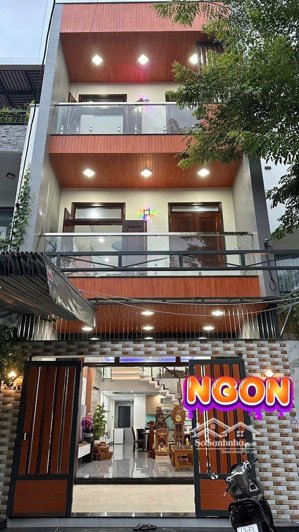 siêu phẩm nhà 3 tầng cực đẹp full nội thất cao cấp khu đô thị sinh thái hoà xuân