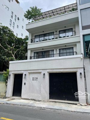 nhà mặt tiền nguyễn văn thủ - nguyễn bỉnh khiêm, quận 1. 8,3mx17m. 3 lầu. giá 82 tỷ.