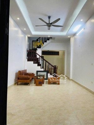 bán nhà tô hiệu hà đông, 45m2, 4 tầng, mặt tiền 4m, ô tô đỗ cửa, gần phố, giá 8.9 tỷ