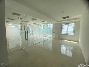 cho thuê văn phòng đường lê trung nghĩa khu k300 dt300m2 giá thuê 78tr/tháng đã pql .lh: 