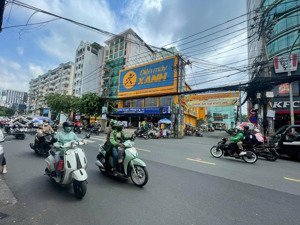 hàng kín-vị trí đẹp-giảm mạnh 10 tỷ-giá rẻ 190 tỷ-bán gấp góc 2mt cmt8-20x35m- hầm+4t- hđt 500tr/th