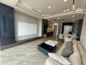 bán nhà đẹp 8 tầng thang máy phố hồng tiến. 50m mt rộng ngõ 2,3 oto tránh, thông. 15 tỉ. 