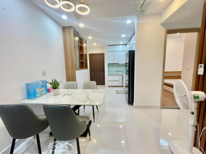 cần cho thuê căn hộ flemington 2pn giá tốt 15tr tháng