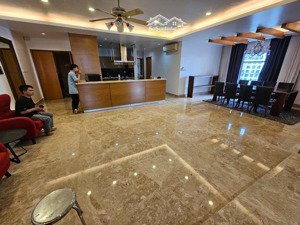 tôi chính chủ bán cc bảy hiền tower, 2,8 tỷ, 110m2, 3pn, 2wc, tân bình, hcm