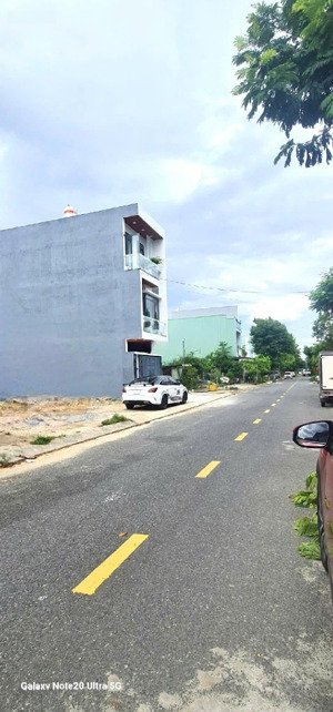 bán lô đất mặt tiền đường 7,5m nguyễn thuý, cách biển 200m chỉ 5 tỷ 350 tl