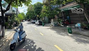 bán đất (ngang 10m) mặt tiền đường 7m5 phùng tá chu, gần biển sơn trà, giá 11 tỷ 5 tl