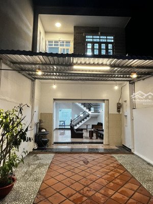 cho thuê nhà riêng nguyên căn theo địa chỉ cũ 11/2 bình đường, dĩ an, bình dương